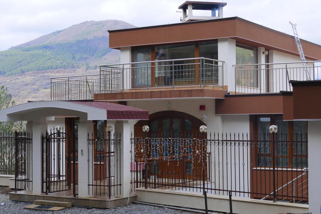 Mala Planina Guest House Iskrets Eksteriør billede