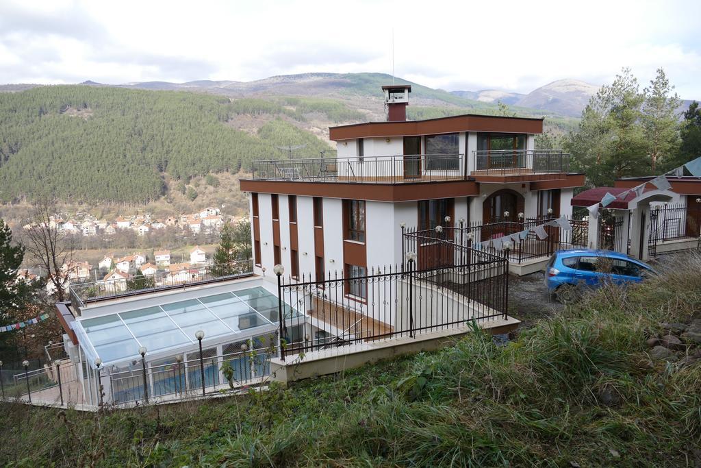 Mala Planina Guest House Iskrets Eksteriør billede