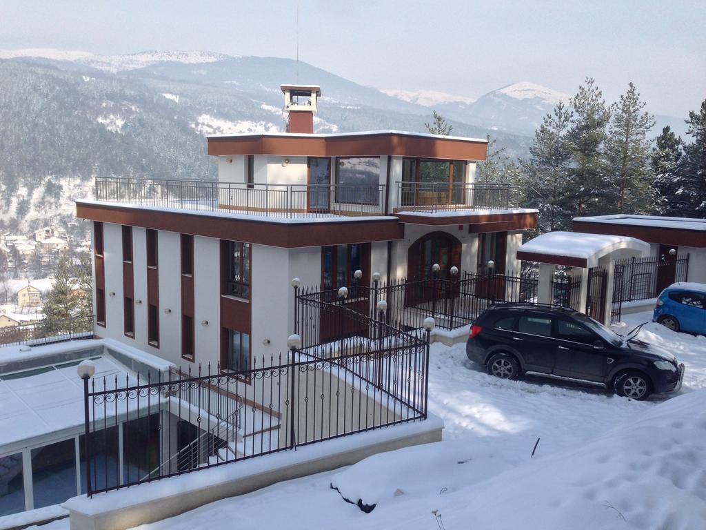 Mala Planina Guest House Iskrets Eksteriør billede