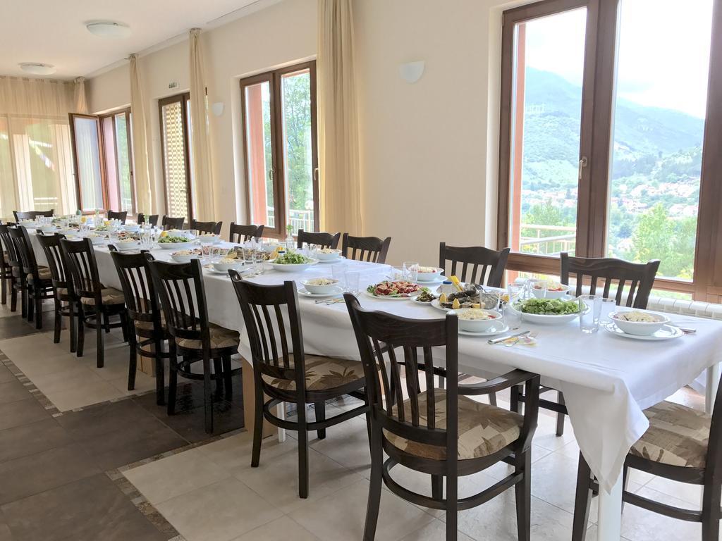 Mala Planina Guest House Iskrets Eksteriør billede