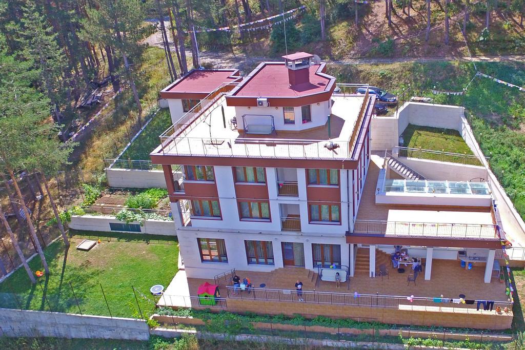 Mala Planina Guest House Iskrets Eksteriør billede